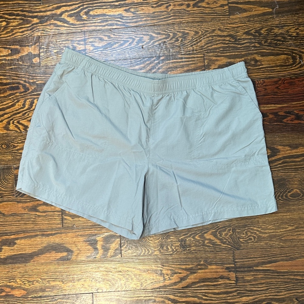 Women's Columbia Shorts